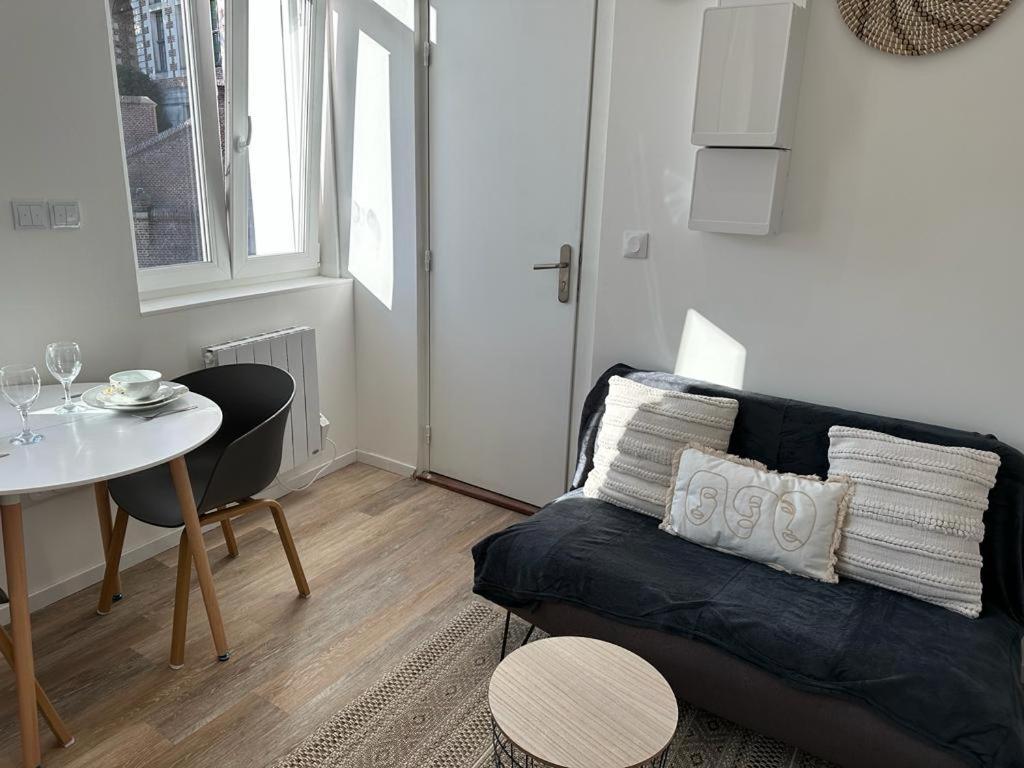 Lerelaisdodileqsl - Cambrai - Hyper Centre - Free Wifi - Ideal Couple & Famille Exterior photo